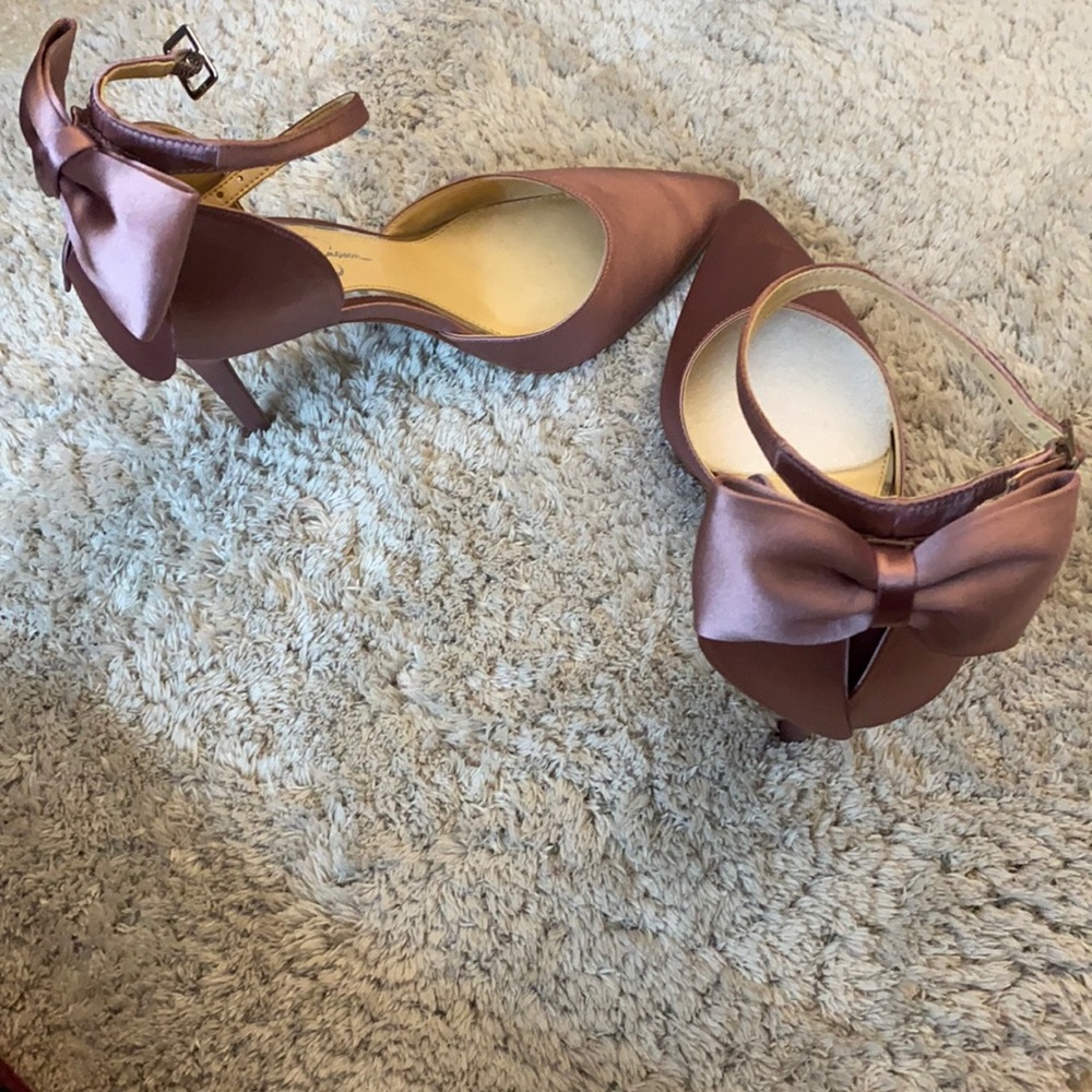 BRAND NEW Jessica Simpson Heels